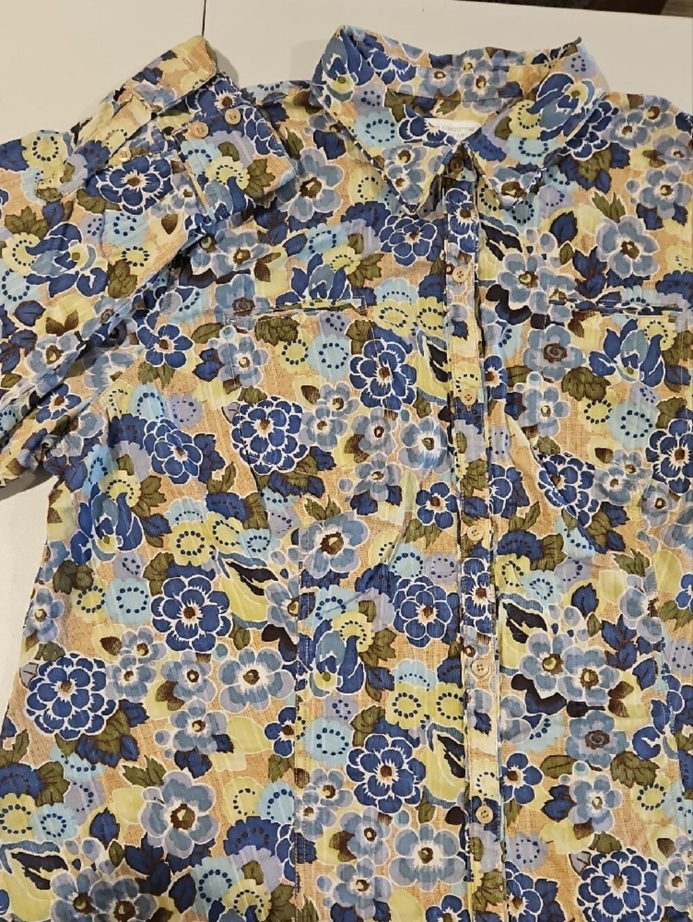 Liz Claiborne Woman Cotton Floral Top in Blue, Yellow & Cream 0044